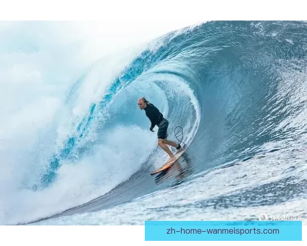 极限风暴下的冲浪盛宴：挑战海浪，夺取荣耀