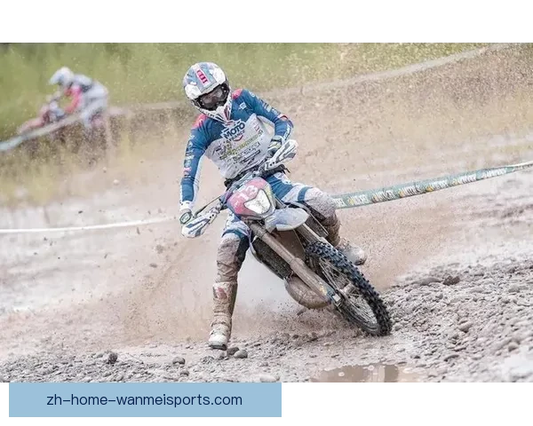 自行车比赛:速度与耐力的较量,谁将脱颖而出? 自行车比赛:速度与耐力的较量,谁将脱颖而出?